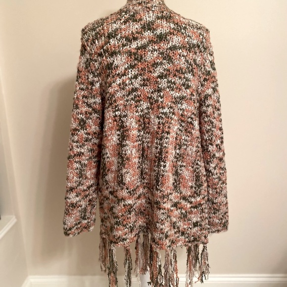 SIMPLY NOELLE Women’s L/S Sweater Color Jacket Fringe Bottom Size S/M (8-10) NEW - Picture 9 of 16